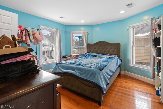 33 Youmans Ave, Washington Boro, NJ 07882