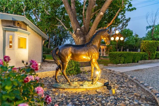 2755 W Avenue North, Palmdale, CA 93551