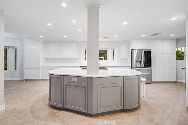 2755 W Avenue North, Palmdale, CA 93551