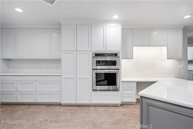 2755 W Avenue North, Palmdale, CA 93551