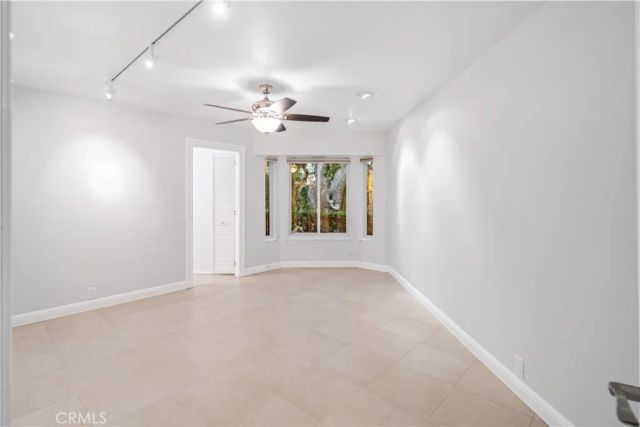 2755 W Avenue North, Palmdale, CA 93551