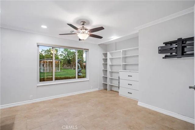 2755 W Avenue North, Palmdale, CA 93551