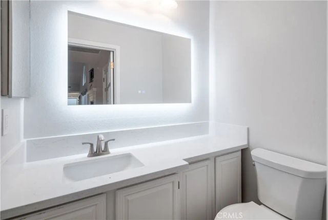 2755 W Avenue North, Palmdale, CA 93551