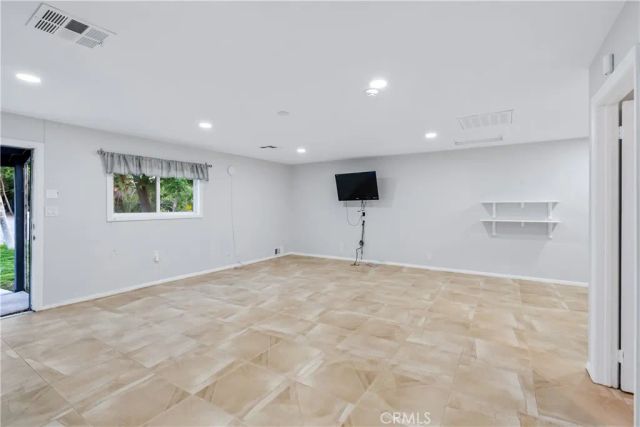 2755 W Avenue North, Palmdale, CA 93551