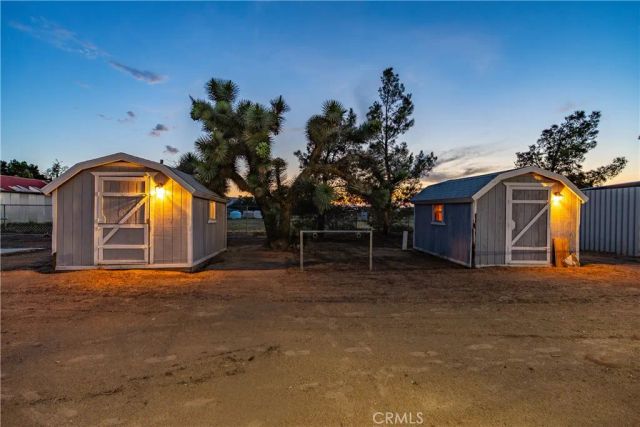 2755 W Avenue North, Palmdale, CA 93551