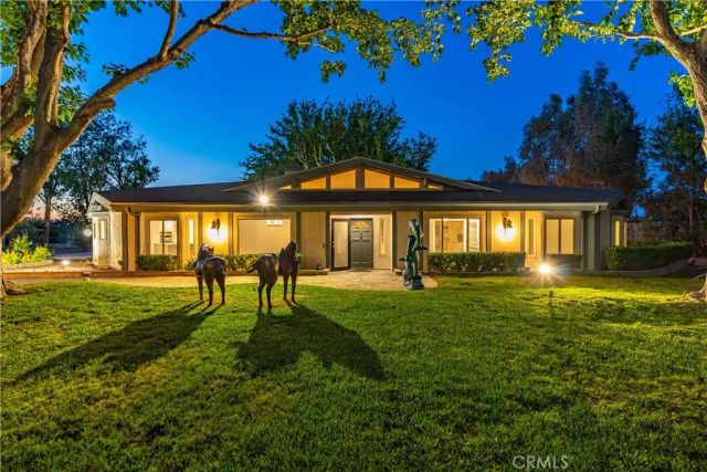 2755 W Avenue North, Palmdale, CA 93551