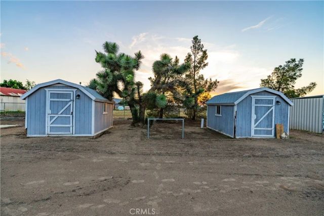 2755 W Avenue North, Palmdale, CA 93551