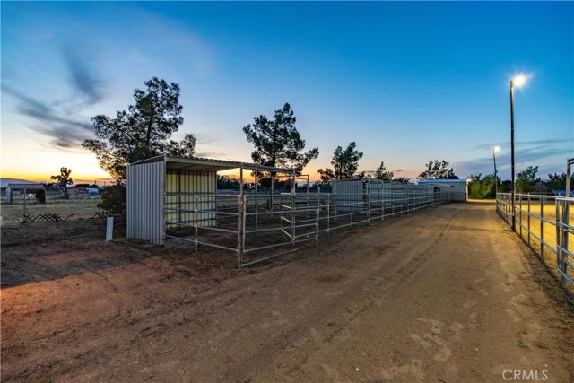 2755 W Avenue North, Palmdale, CA 93551