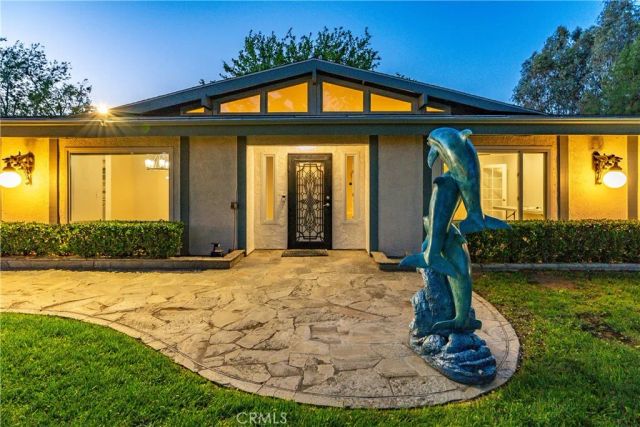 2755 W Avenue North, Palmdale, CA 93551