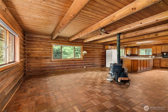 17002 Weaver Lane SW, Rochester, WA 98579