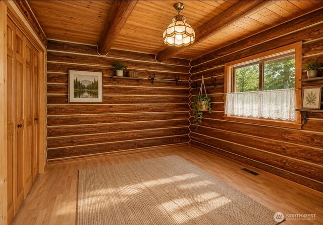 17002 Weaver Lane SW, Rochester, WA 98579