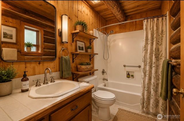17002 Weaver Lane SW, Rochester, WA 98579