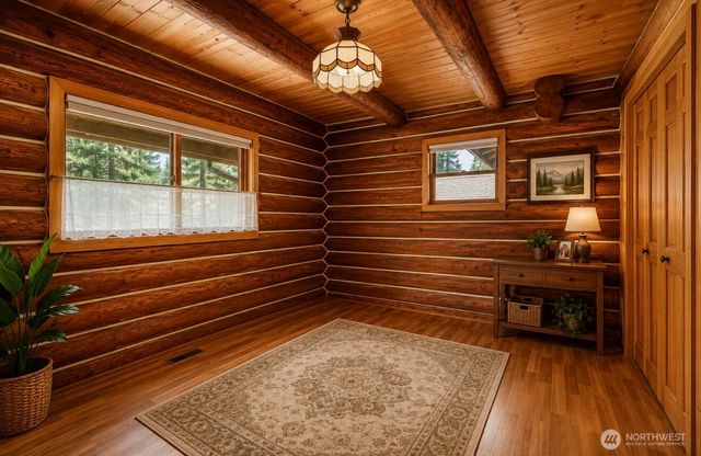 17002 Weaver Lane SW, Rochester, WA 98579
