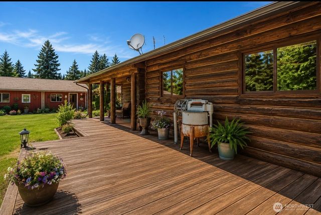 17002 Weaver Lane SW, Rochester, WA 98579