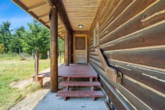 17002 Weaver Lane SW, Rochester, WA 98579