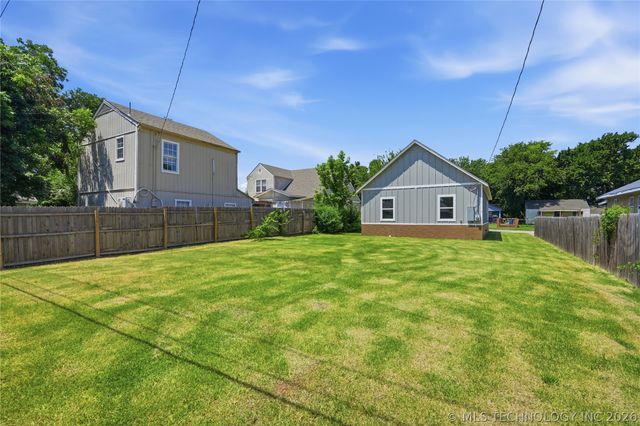 1535 N Boston Avenue, Tulsa, OK 74106
