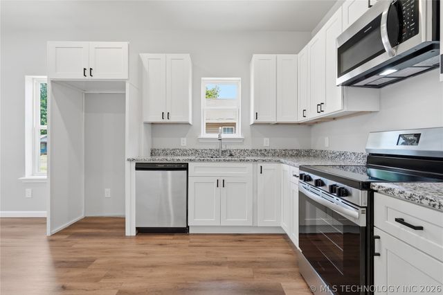 1535 N Boston Avenue, Tulsa, OK 74106