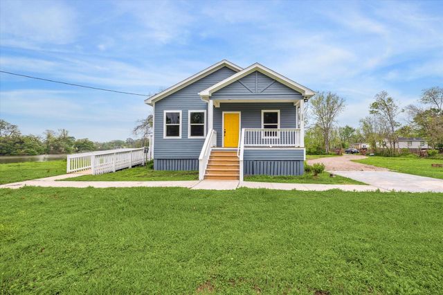 201 Smilie Road Crossing Road, Angleton, TX 77515