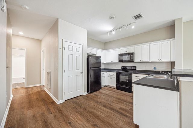 201 Smilie Road Crossing Road, Angleton, TX 77515