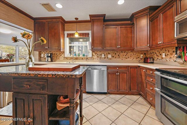 11037 SCOTT MILL Road, Jacksonville, FL 32223