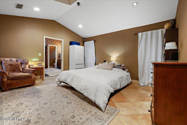 11037 SCOTT MILL Road, Jacksonville, FL 32223