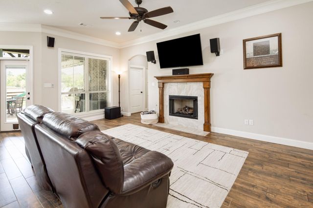 9600 Shadow Creek Trail, Bryan, TX 77808