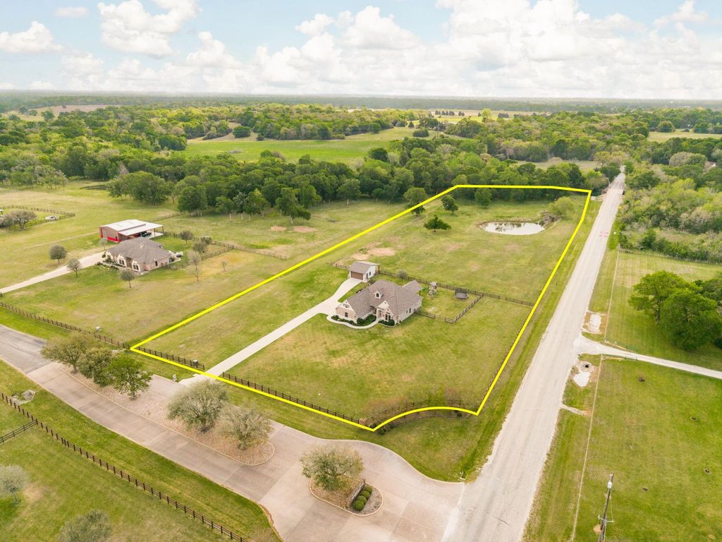 9600 Shadow Creek Trail, Bryan, TX 77808