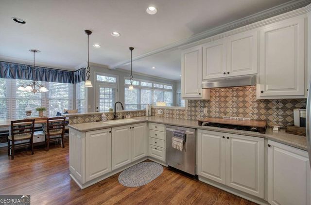 4 Buckingham Court, Cartersville, GA 30120