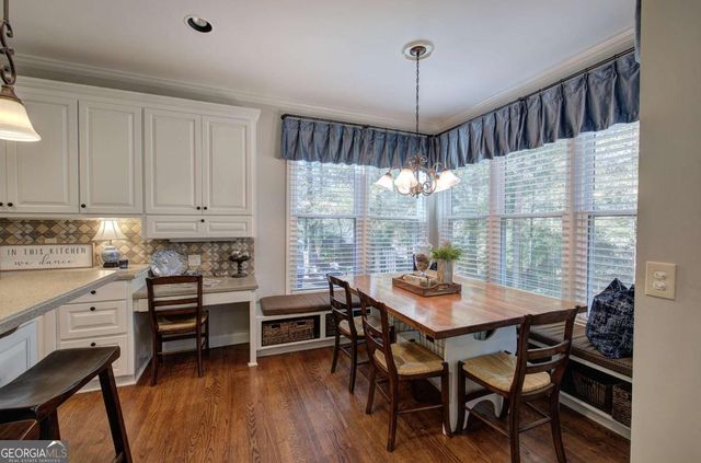 4 Buckingham Court, Cartersville, GA 30120