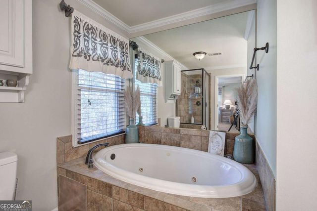 4 Buckingham Court, Cartersville, GA 30120