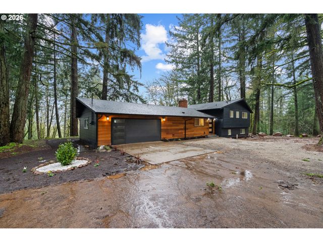 22420 S PARROT CREEK Rd, Oregon City, OR 97045