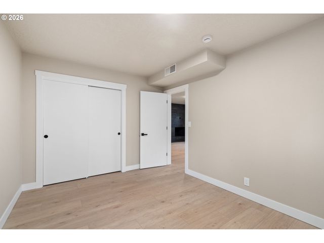 22420 S PARROT CREEK Rd, Oregon City, OR 97045