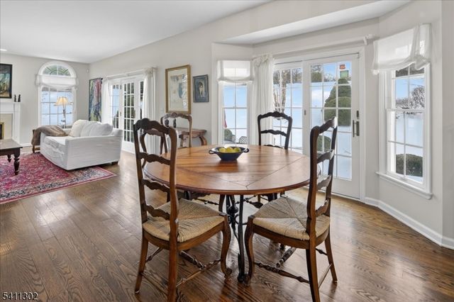 9 Winged Foot Ct, Montgomery Twp., NJ 08558