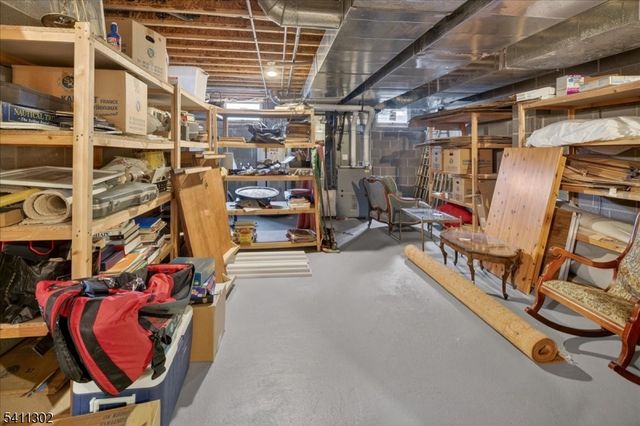 9 Winged Foot Ct, Montgomery Twp., NJ 08558