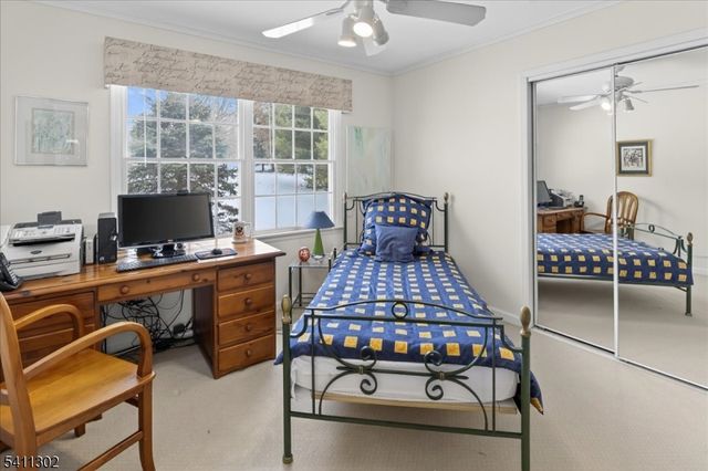 9 Winged Foot Ct, Montgomery Twp., NJ 08558