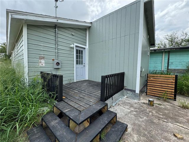 213 W 2nd Street, San Juan, TX 78589