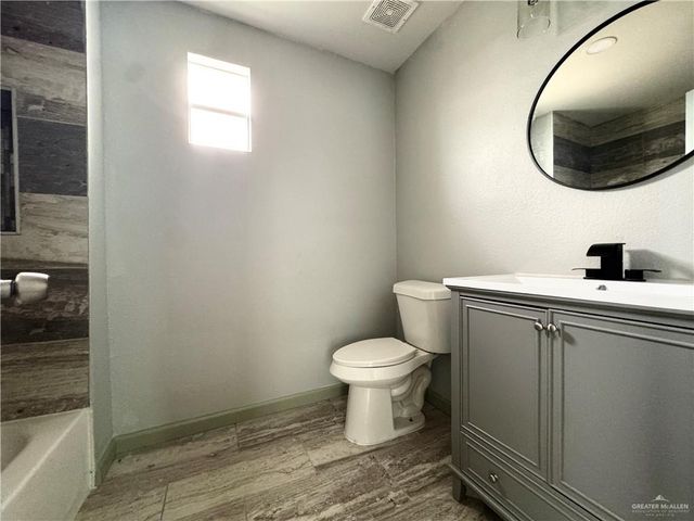 213 W 2nd Street, San Juan, TX 78589