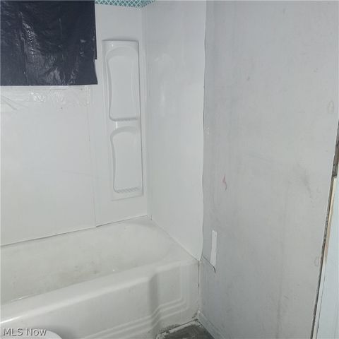 731 16th Street, Elyria, OH 44035