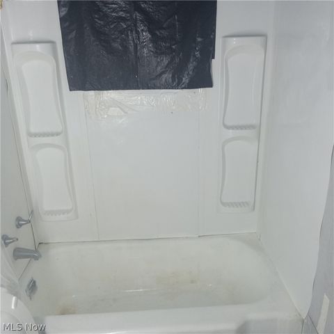 731 16th Street, Elyria, OH 44035