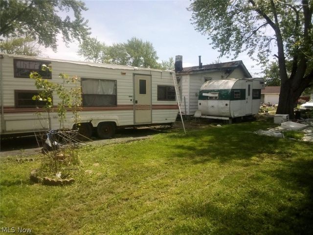 731 16th Street, Elyria, OH 44035
