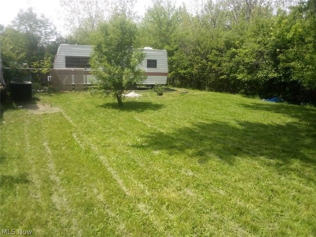 731 16th Street, Elyria, OH 44035