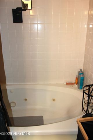 1033 Decatur Road, Jacksonville, NC 28540