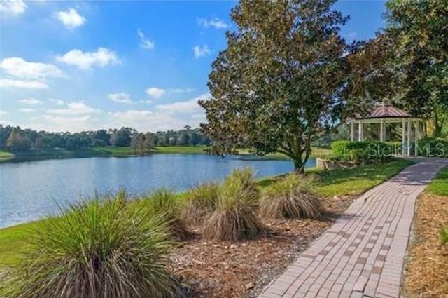 512 ADENMORE TER, Deland, FL 32724