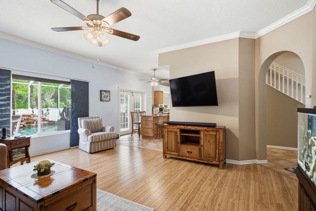 384 WINGATE CIRCLE, Oldsmar, FL 34677