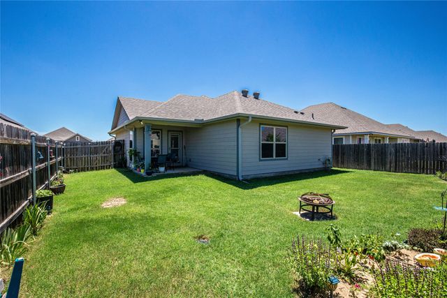 4028 Bravo Ranch Road, Waco, TX 76705