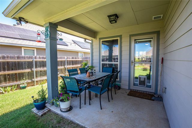 4028 Bravo Ranch Road, Waco, TX 76705