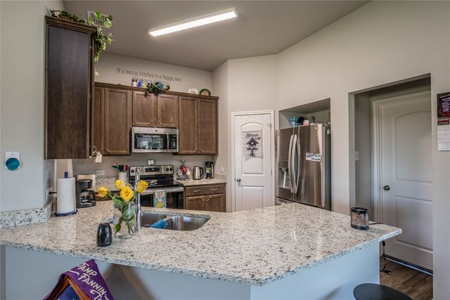 4028 Bravo Ranch Road, Waco, TX 76705