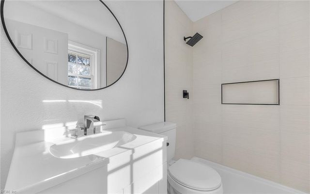 5513 S Greenefield DR, Portsmouth, VA 23703