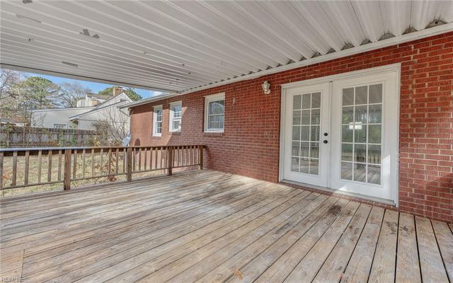 5513 S Greenefield DR, Portsmouth, VA 23703