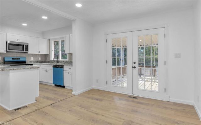 5513 S Greenefield DR, Portsmouth, VA 23703